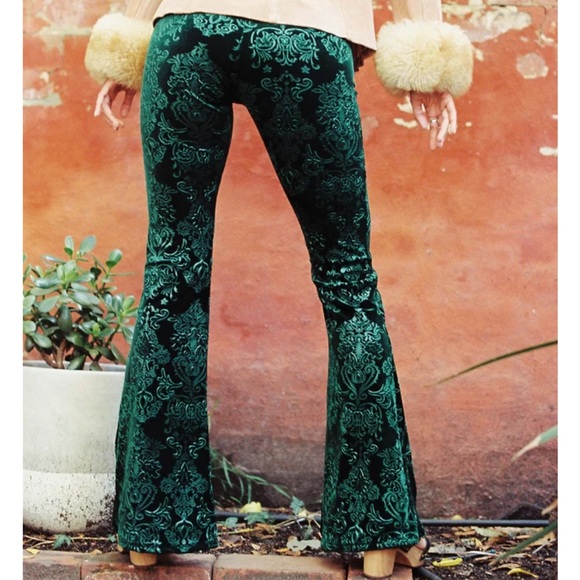 Flare Street Velvet Faerydae Flares New L 70’s Flower Power Free People Blue NEW - Picture 3 of 10